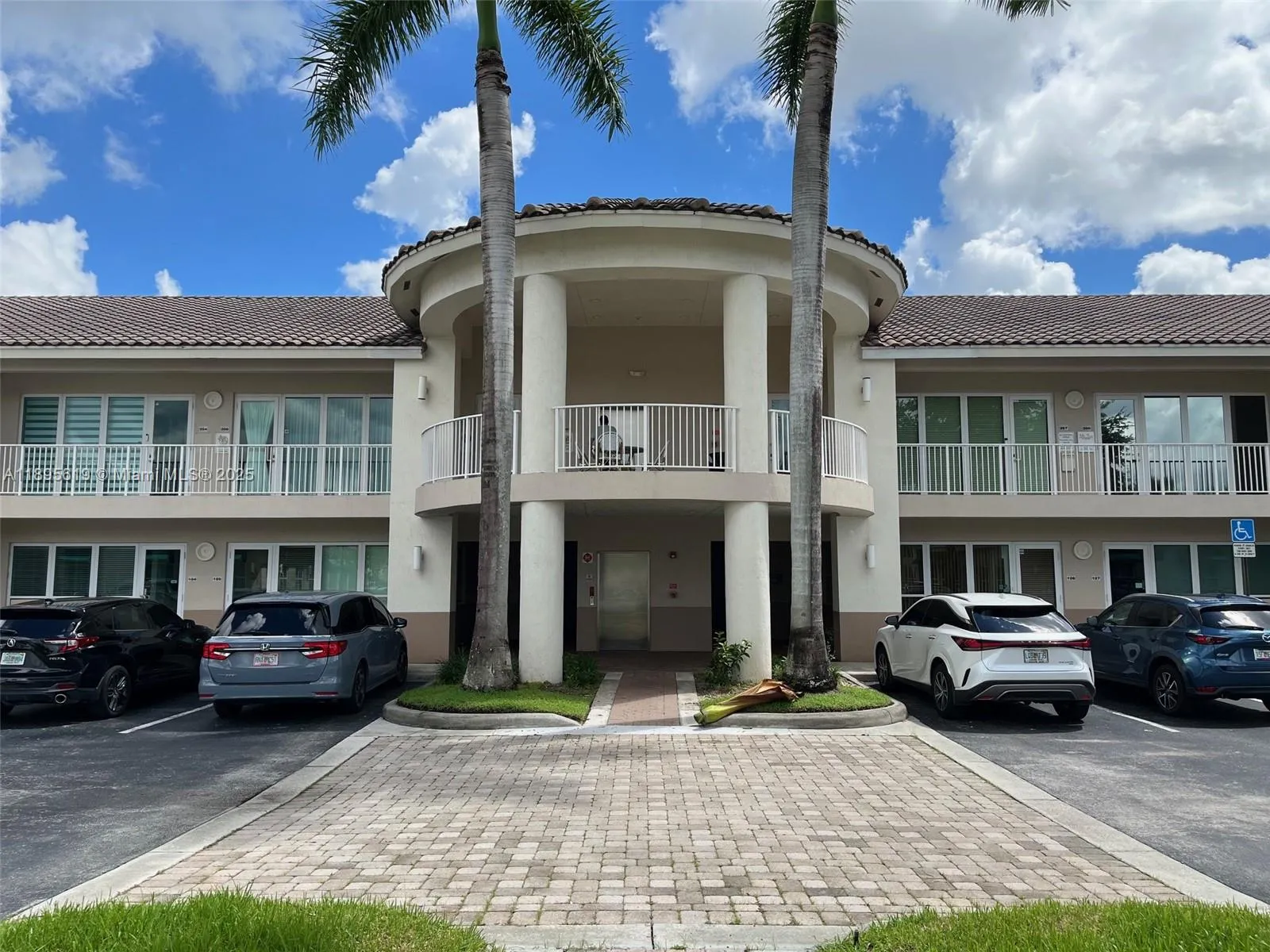 for sale at 5220 S University Dr # 106C, Davie FL 33328