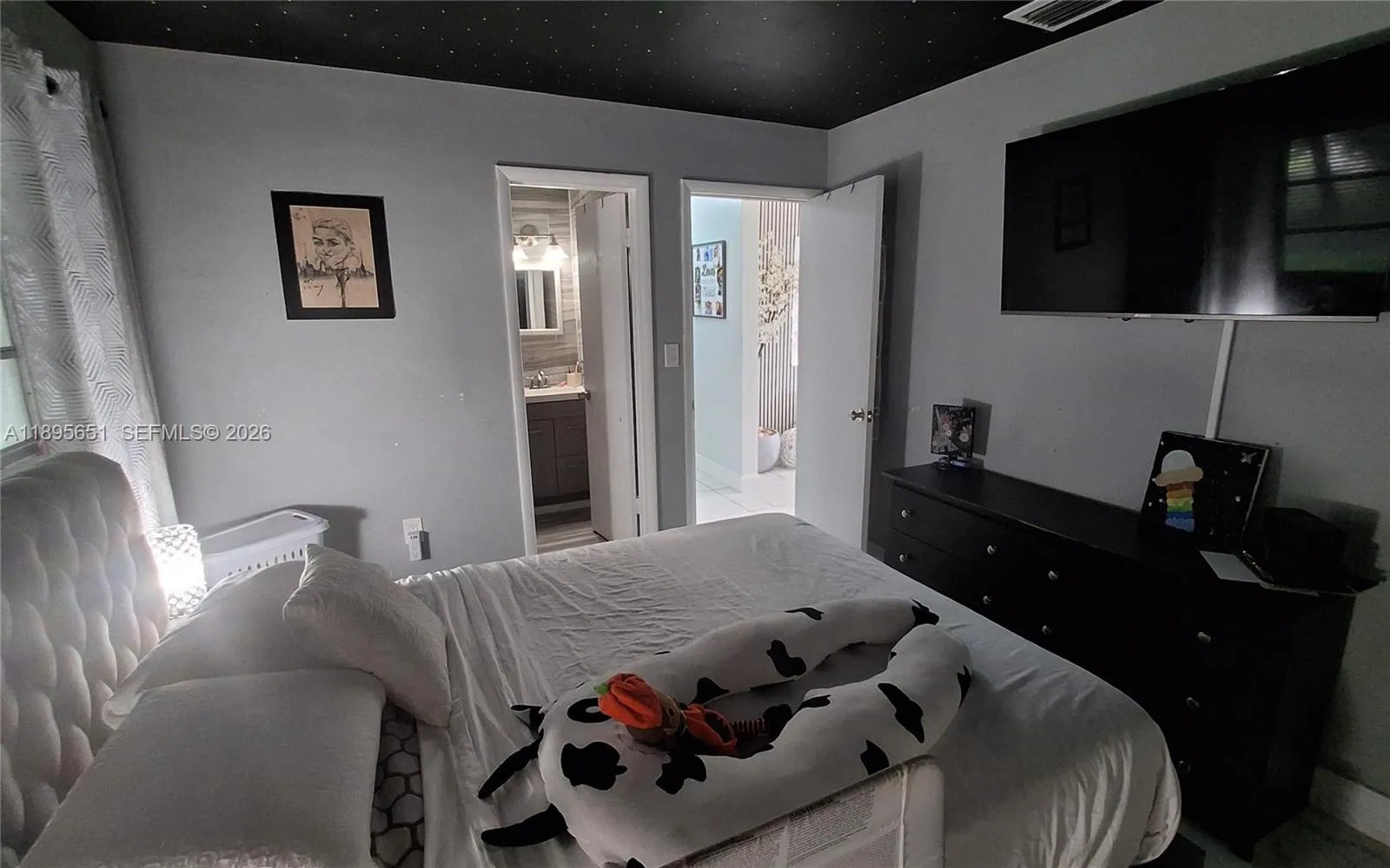 10305 SW 149th Ter, Miami FL 33176