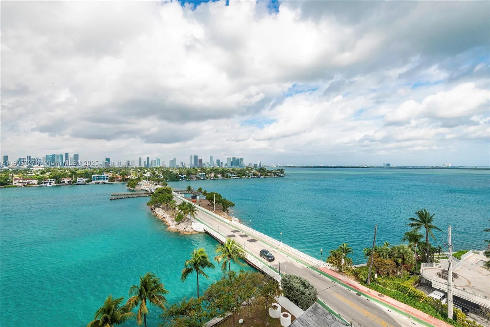 1 bedroom 1 bath for sale at 3 Island Ave # 09E, Miami Beach FL 33139