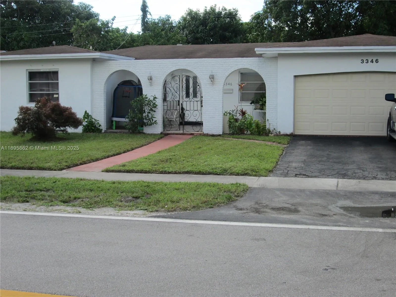 3 bedroom 2 bath for sale at 3346 NW 23rd Ct, Lauderdale Lakes FL 33311
