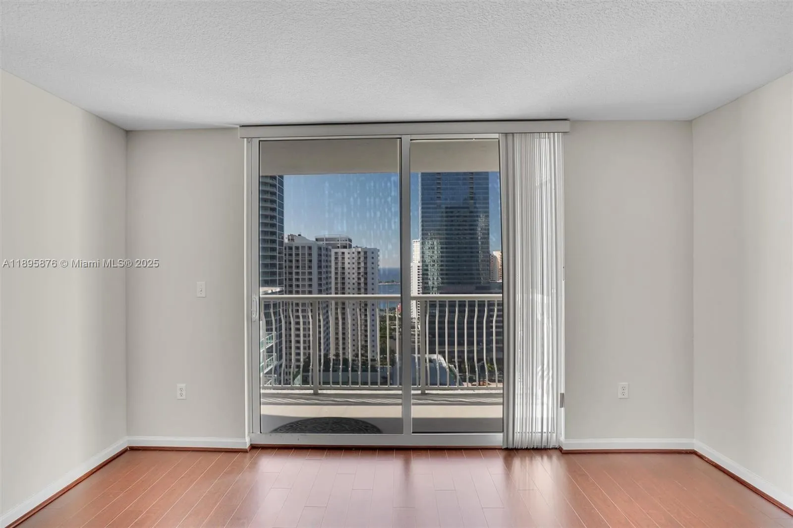 1200 Brickell Bay Dr # 2821, Miami FL 33131