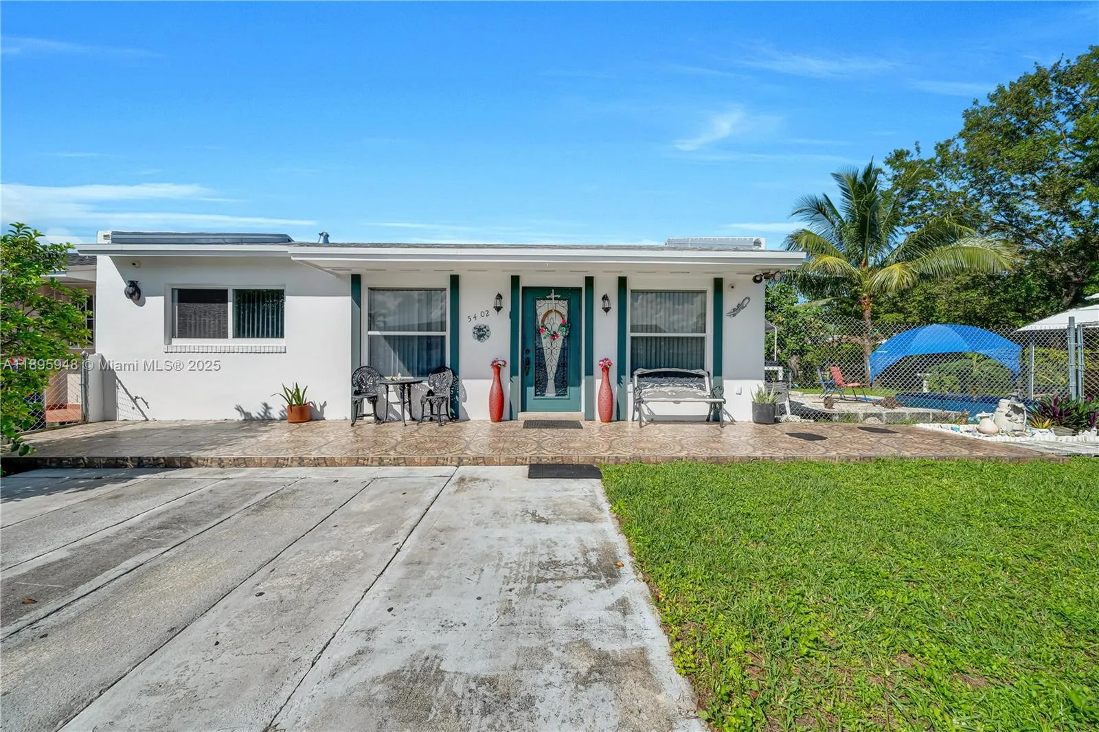 4 bedroom 2 bath for sale at 5402 SW 128th Pl, Miami FL 33175