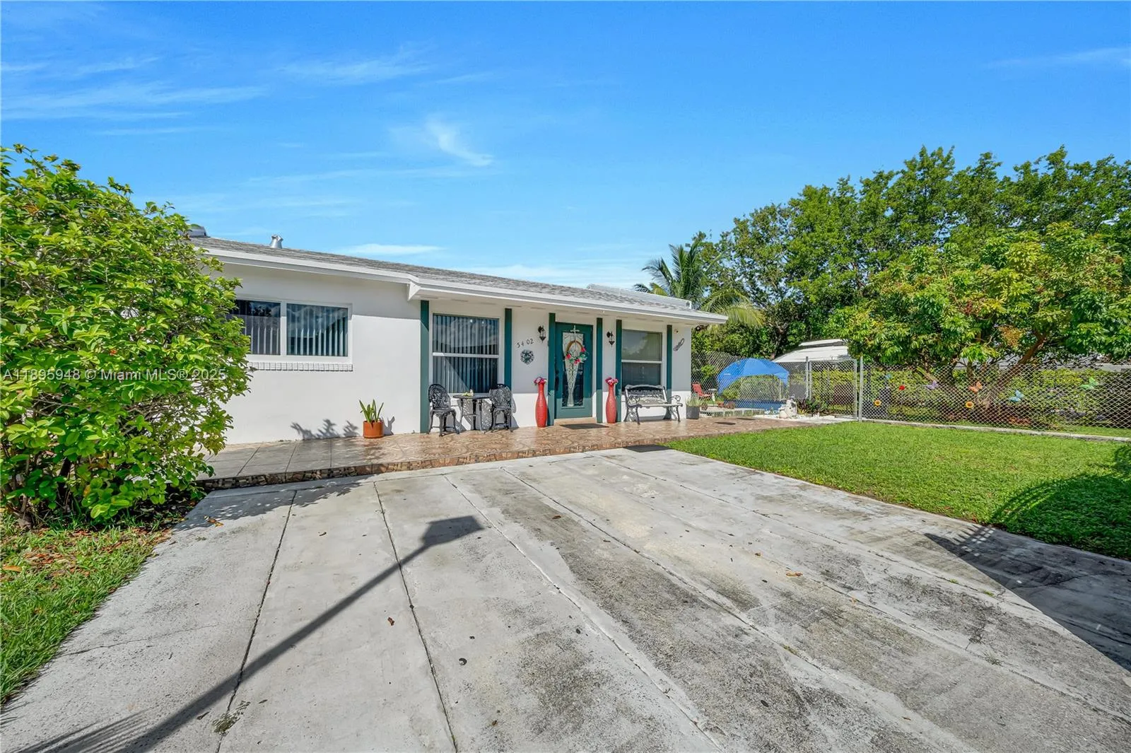 5402 SW 128th Pl, Miami FL 33175