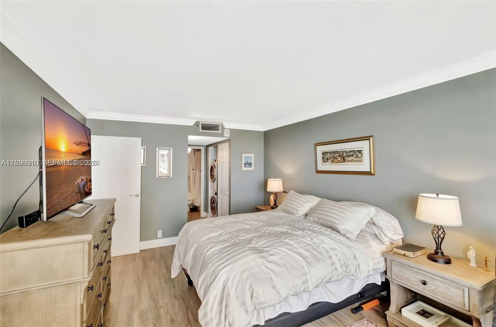 for sale at 7601 E Treasure Dr, North Bay Village FL 33141