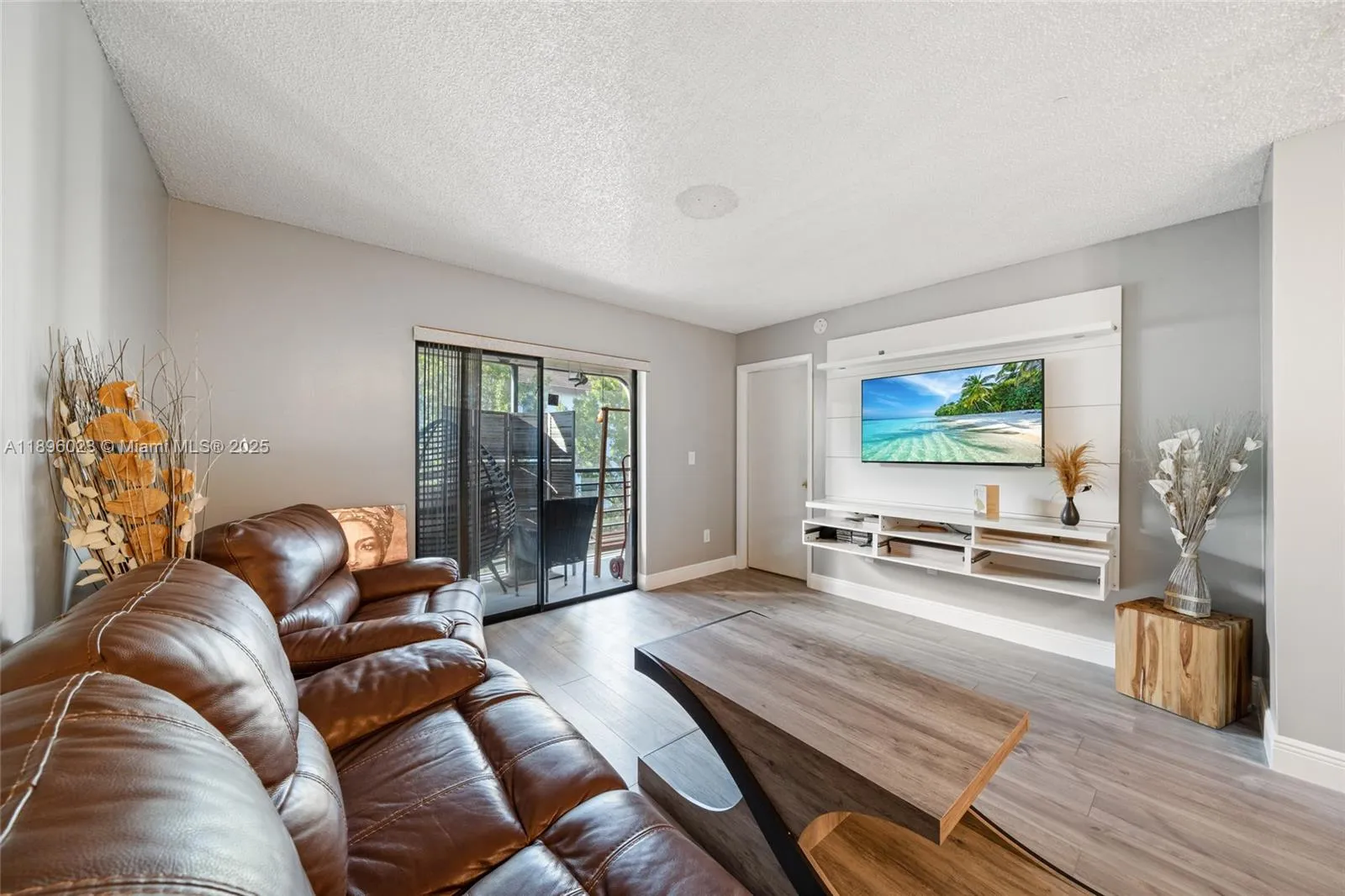 861 NE 207th Ln # 14, Miami FL 33179