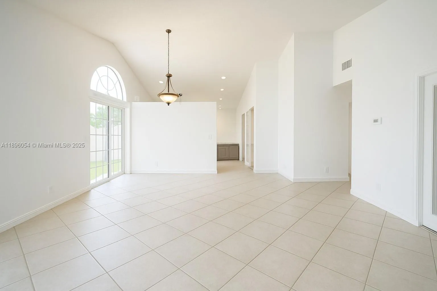 14478 SW 139th Ave Cir W, Miami FL 33186