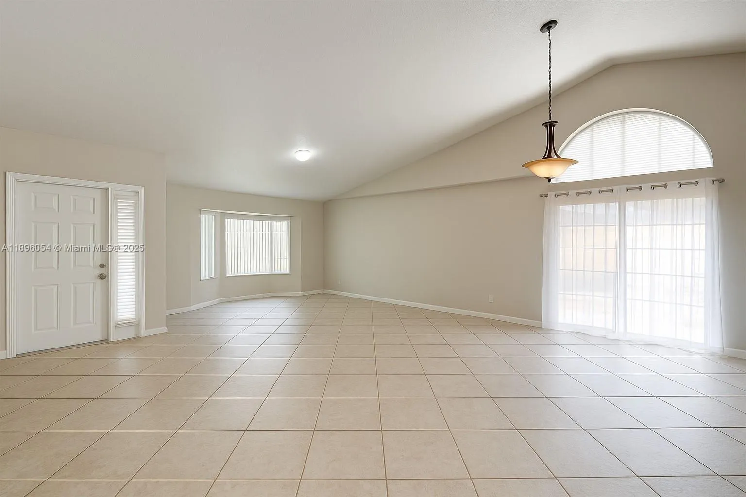 14478 SW 139th Ave Cir W, Miami FL 33186