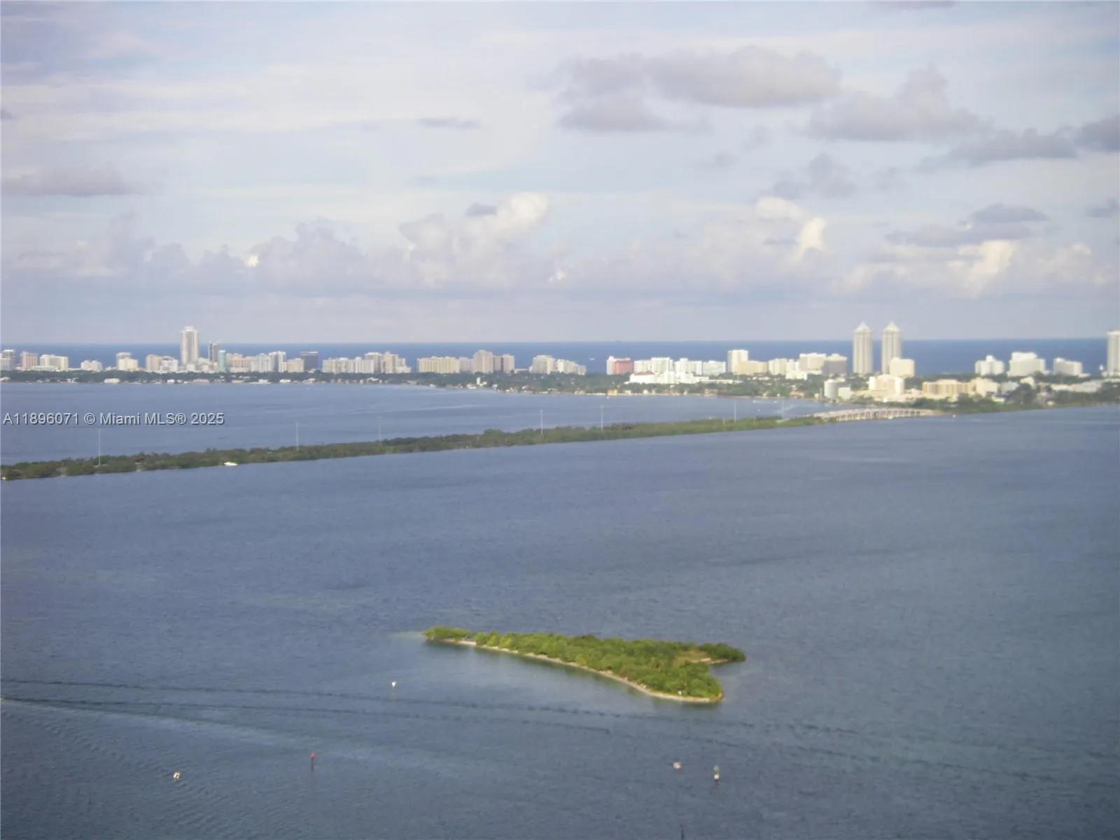 1 bath for sale at 1750 N Bayshore Dr # 5307, Miami FL 33132