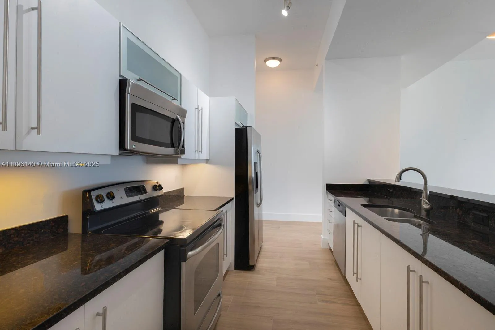 7350 SW 89th St # 514S, Miami FL 33156