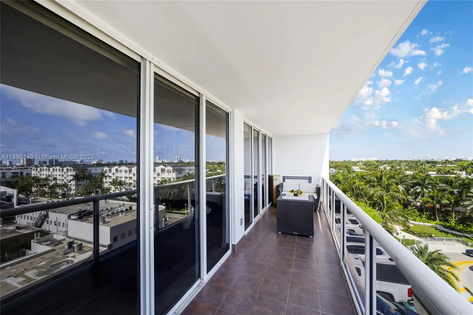2 bedroom 2 bath for sale at 1900 Sunset Harbour Dr # 811, Miami Beach FL 33139