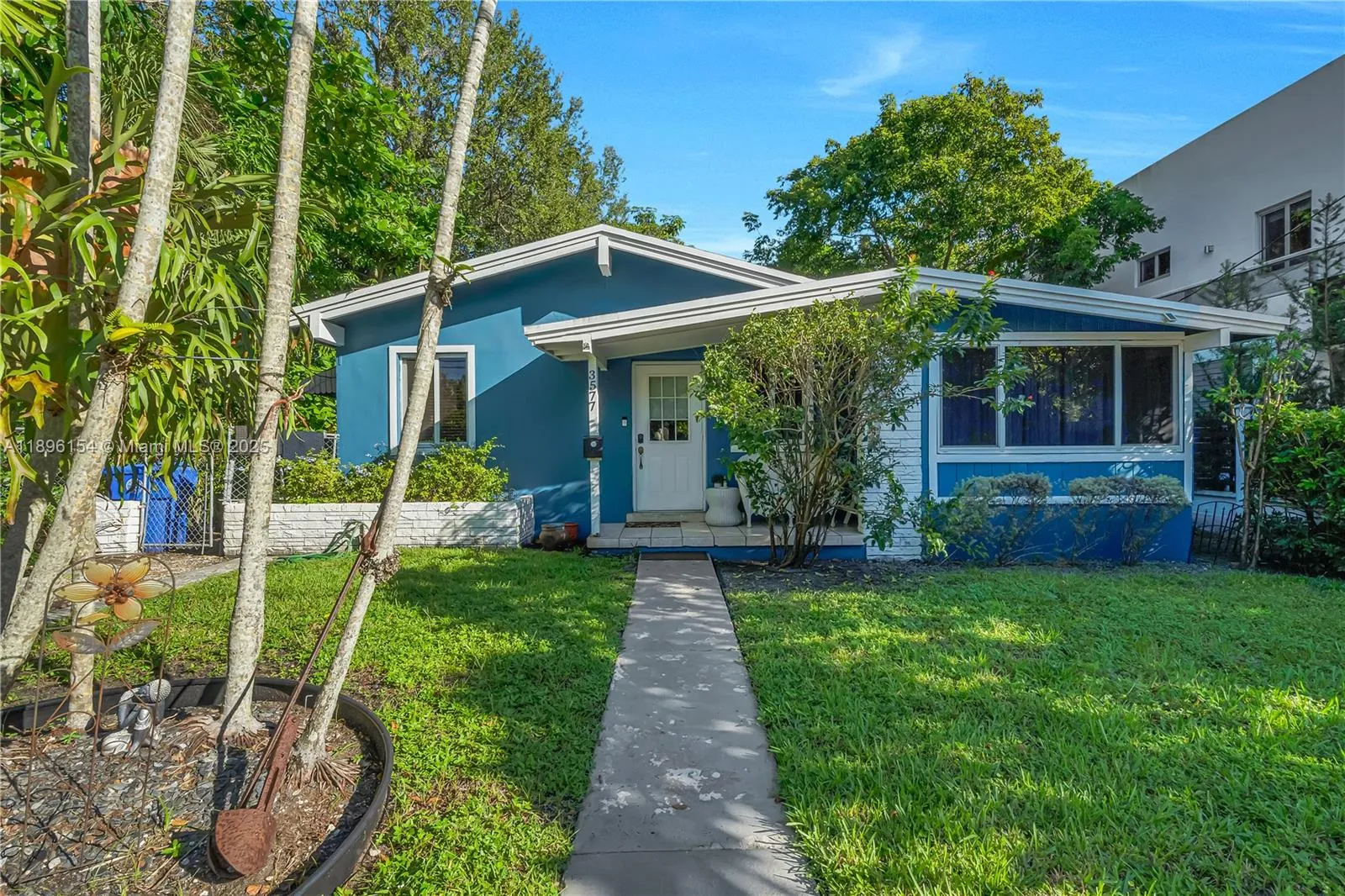 3577 Charles Ave, Miami FL 33133