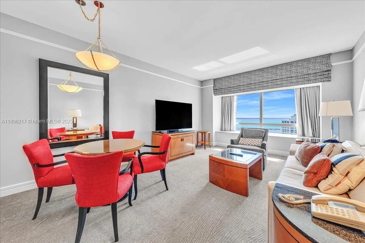 1 bedroom 1 bath for sale at 1435 Brickell Ave # 3603, Miami FL 33131