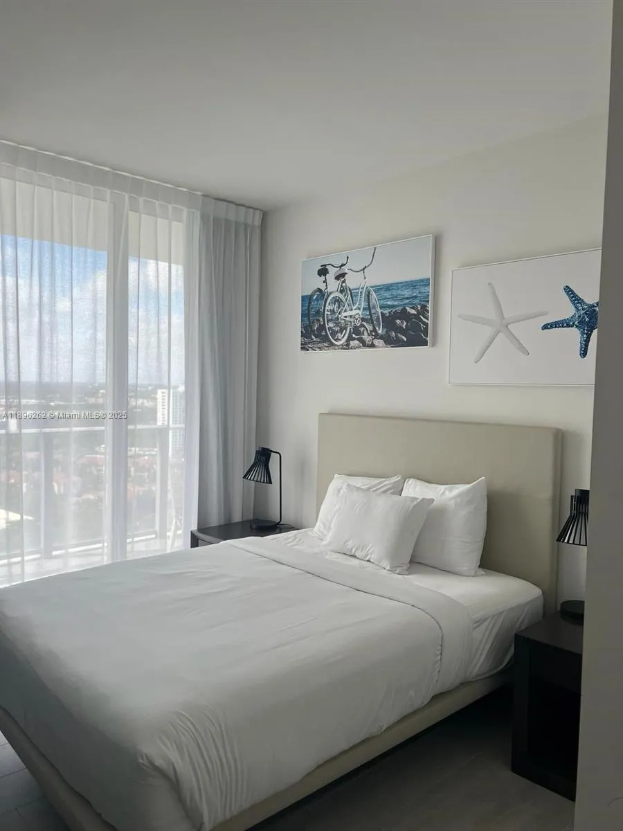4010 S Ocean Dr # R2004, Hollywood FL 33019