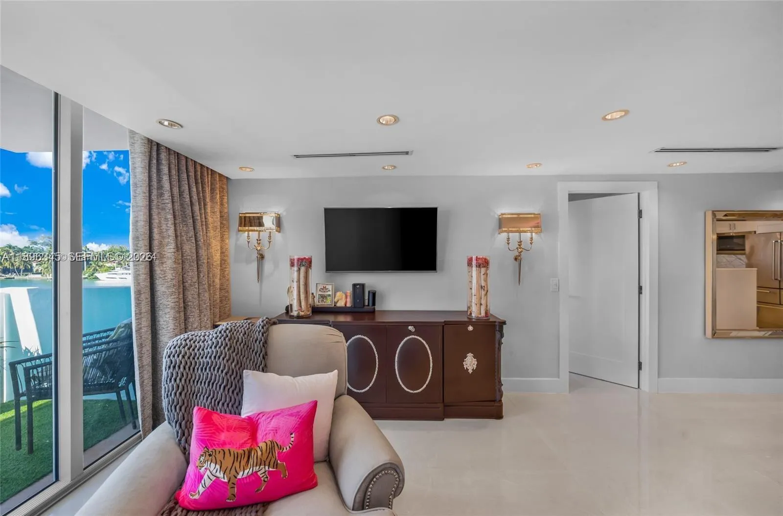 5838 Collins Ave # 2F, Miami Beach FL 33140