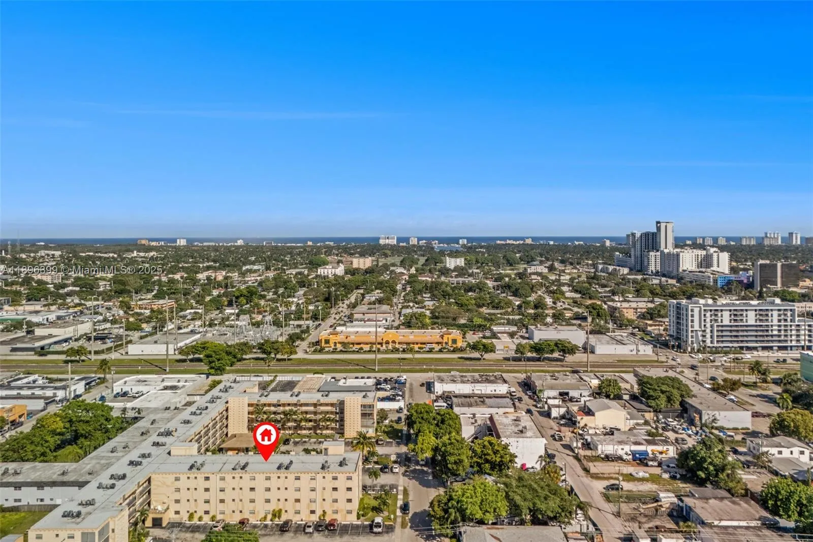 2145 Pierce St # 305, Hollywood FL 33020
