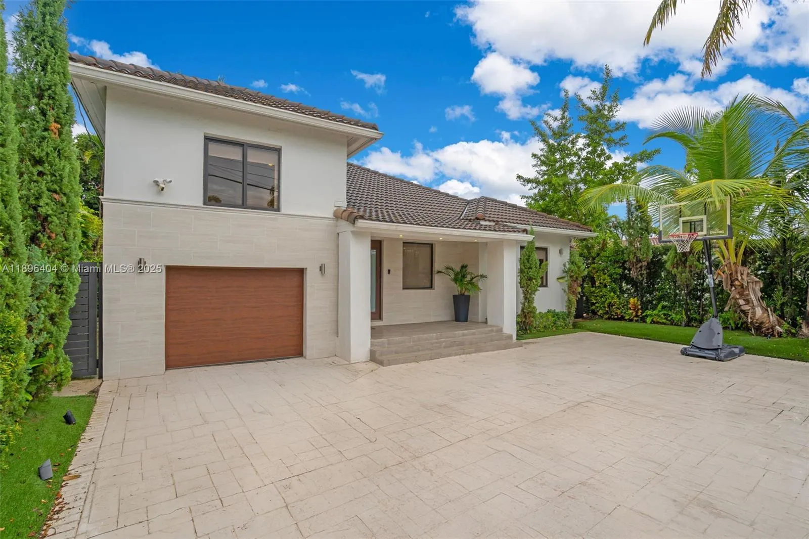 6235 Alton Rd, Miami Beach FL 33140