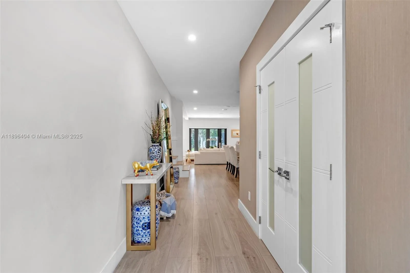 6235 Alton Rd, Miami Beach FL 33140