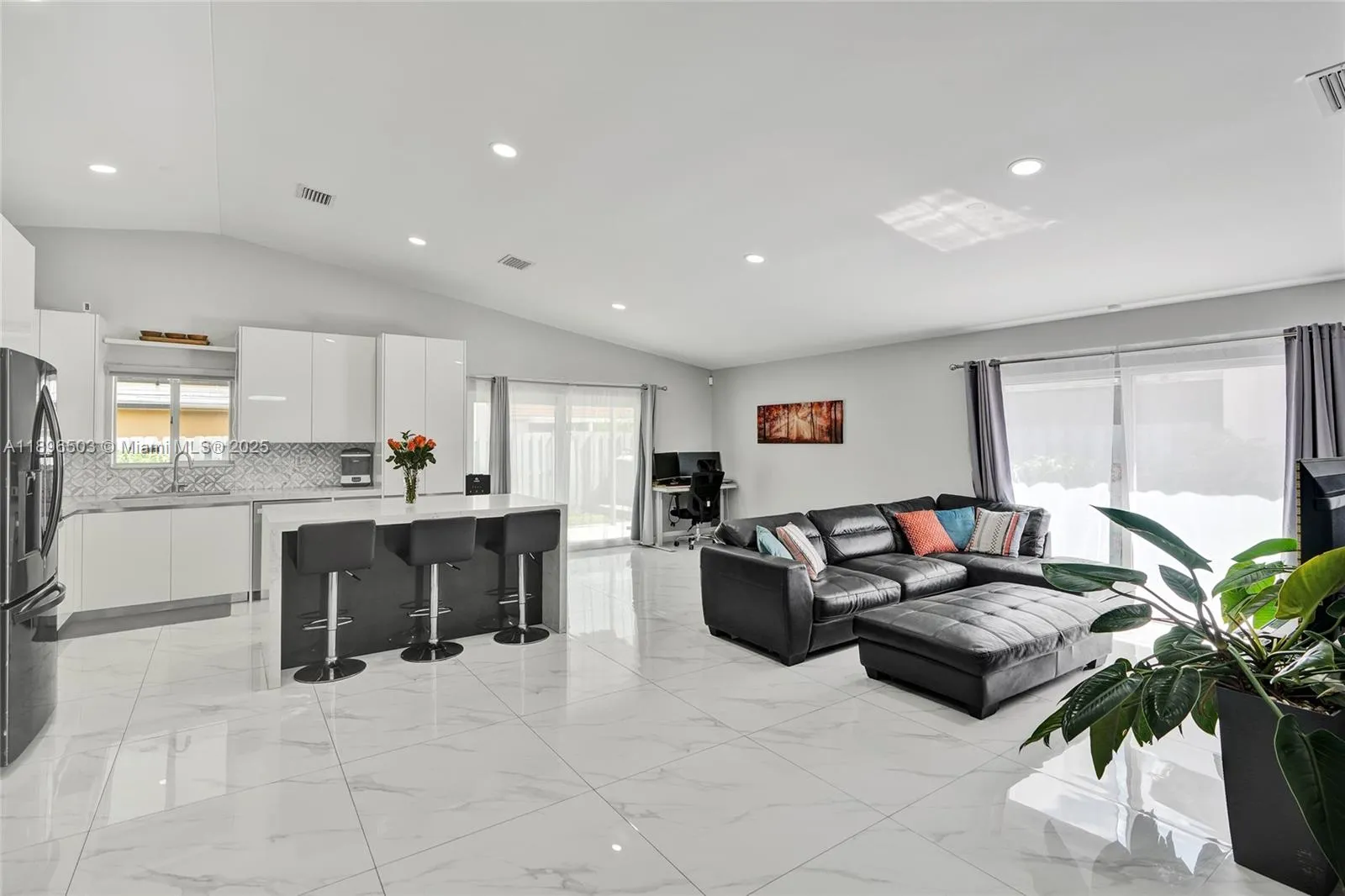 18273 SW 143rd Pl, Miami FL 33177