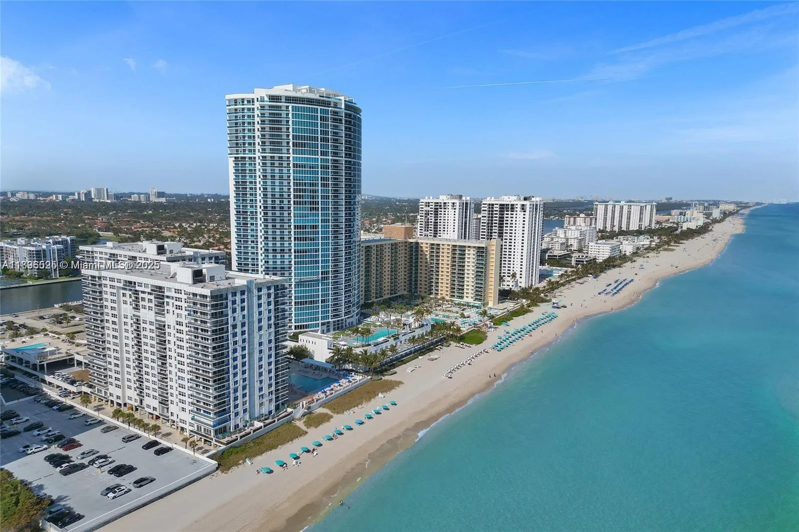 3 bedroom 2 bath for sale at 2751 S Ocean Dr # 208N, Hollywood FL 33019