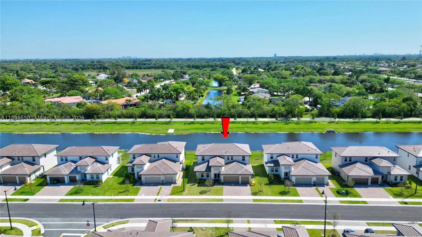 4390 SW 122nd Ter, Davie FL 33330