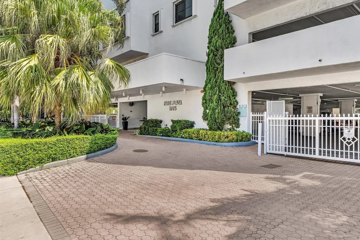 1775 Washington Ave # 8B, Miami Beach FL 33139