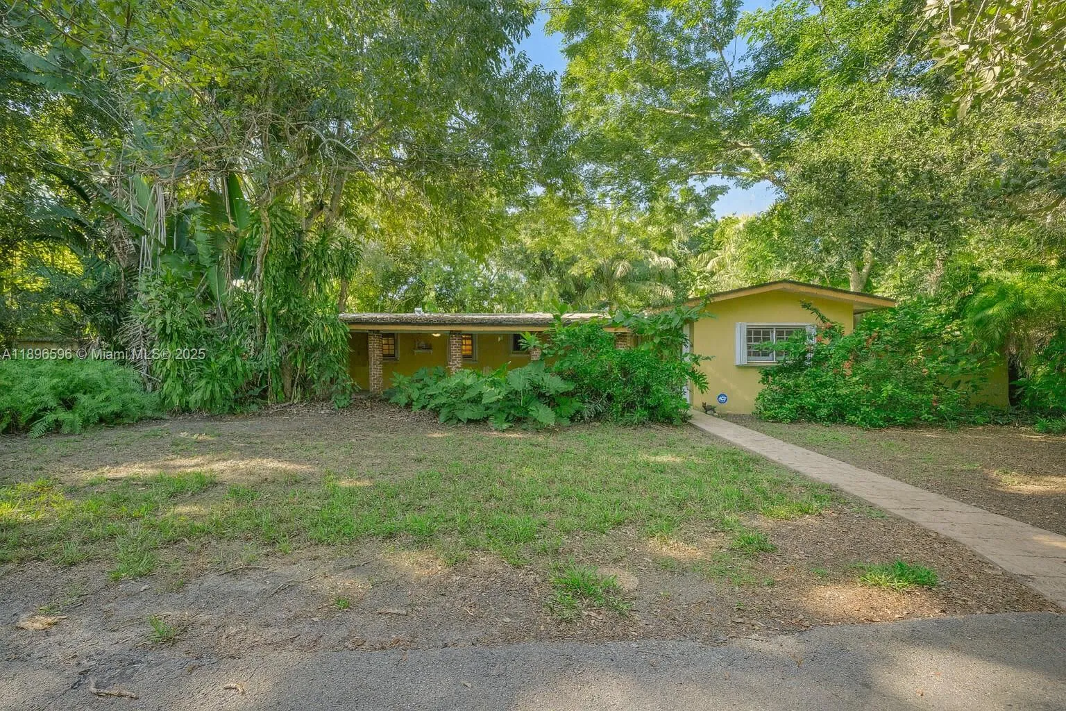 15000 Old Cutler Rd, Palmetto Bay FL 33158