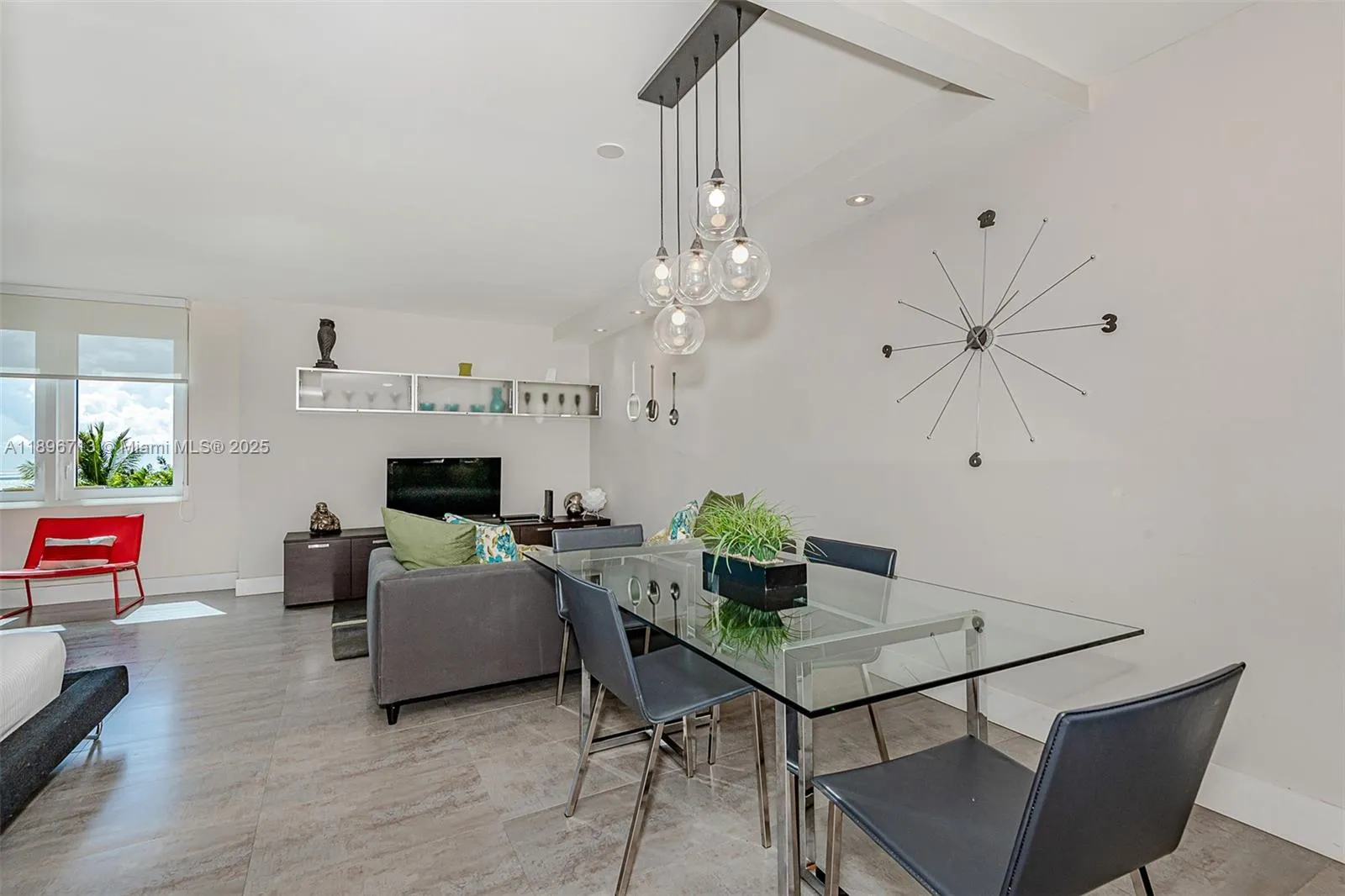 2301 Collins Ave # 723, Miami Beach FL 33139