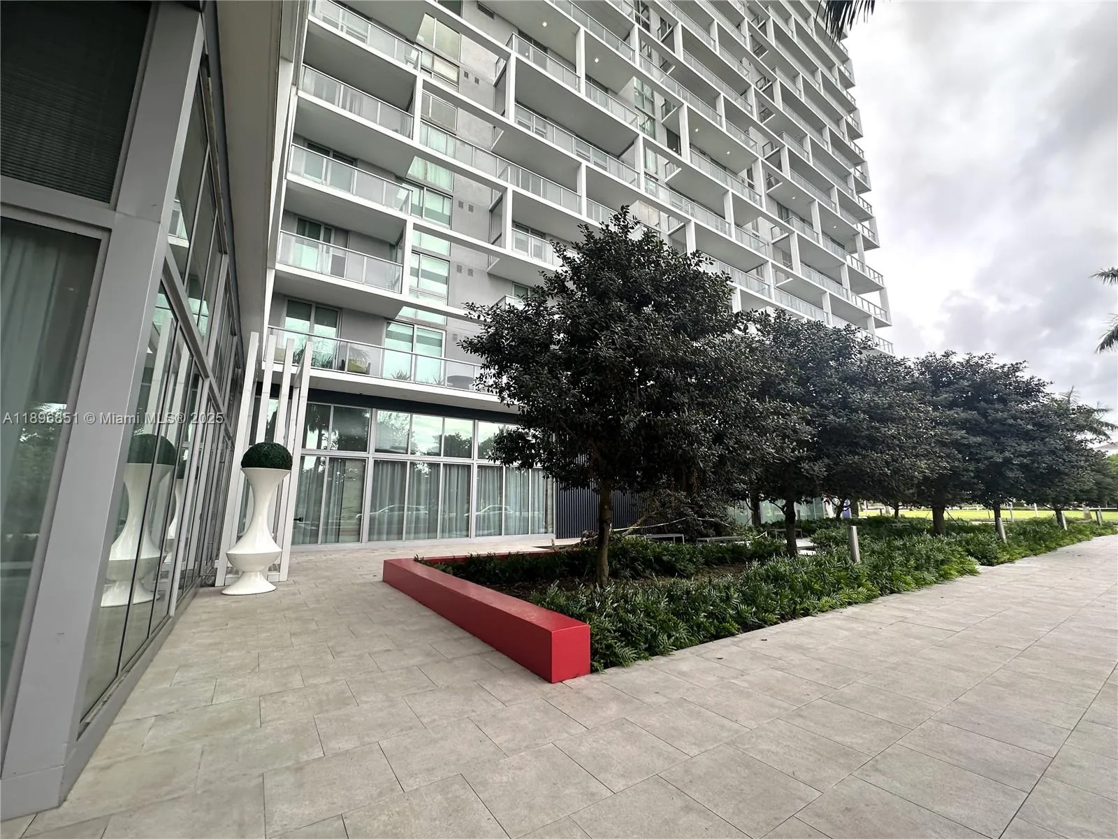 2000 Metropica Way # 1401, Sunrise FL 33323