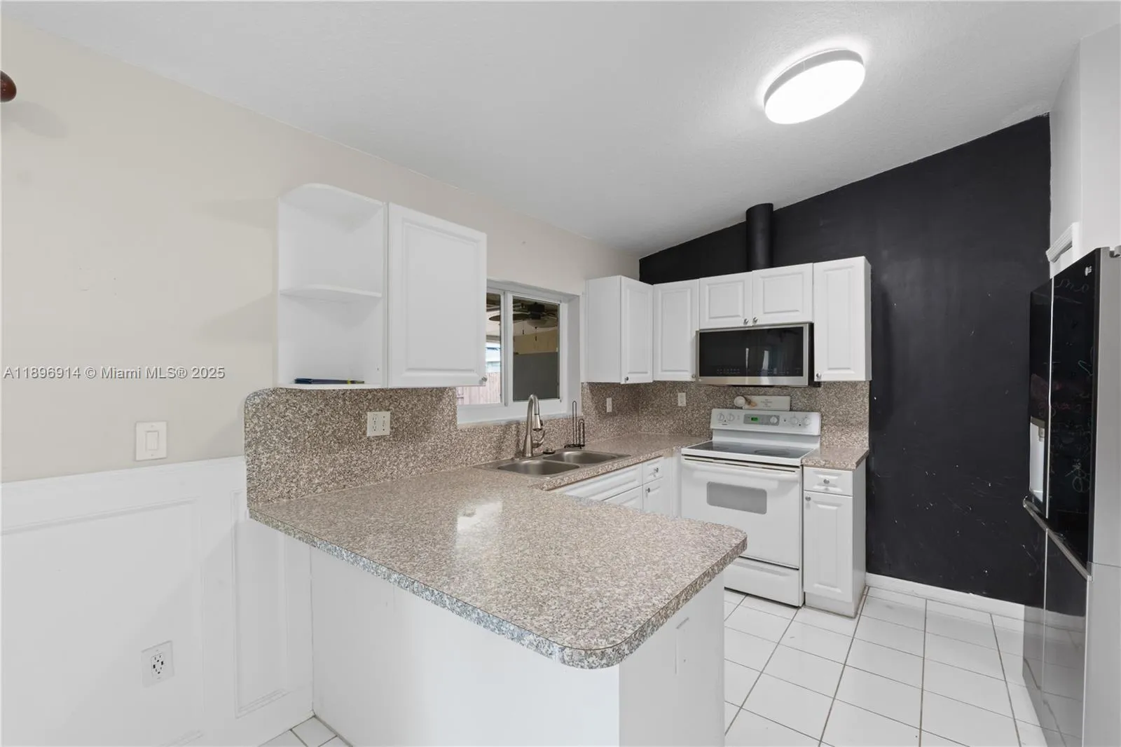 15327 SW 179th Ter, Miami FL 33187