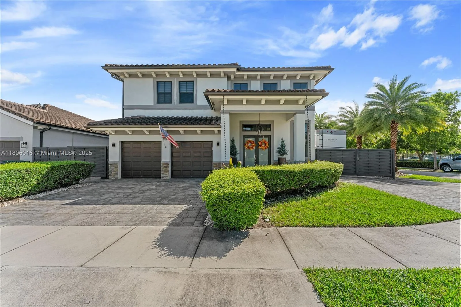 5 bedroom 4 bath for sale at 14856 SW 27th Ter, Miami FL 33185