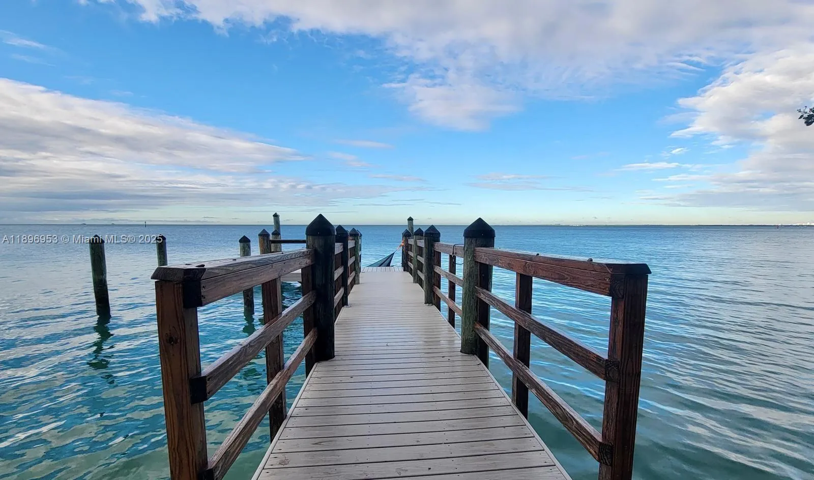 5 bedroom 5 bath for sale at 640 S Mashta Dr, Key Biscayne FL 33149