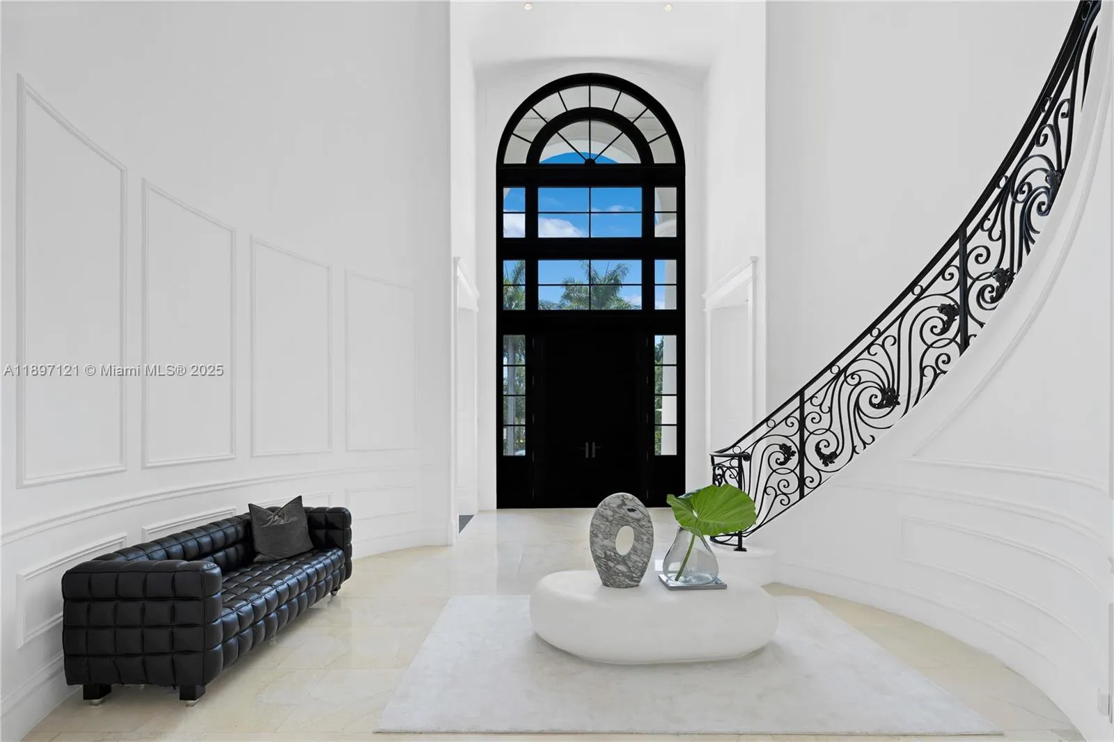 26 Tahiti Beach Island Rd, Coral Gables FL 33143