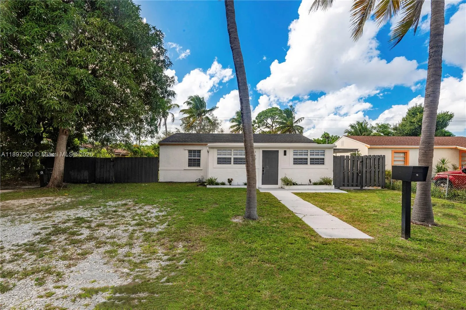 1421 NW 1st Ave, Fort Lauderdale FL 33311