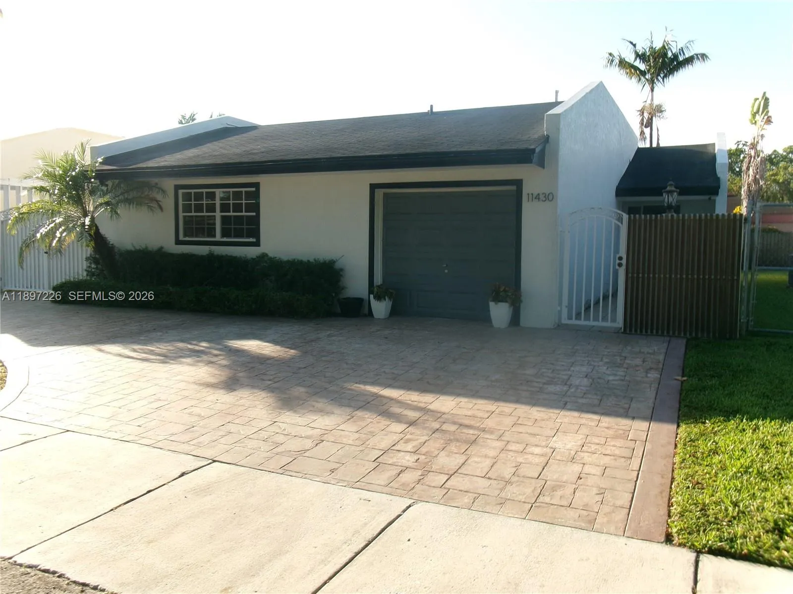 3 bedroom 2 bath for sale at 11430 SW 83rd Ter, Miami FL 33173