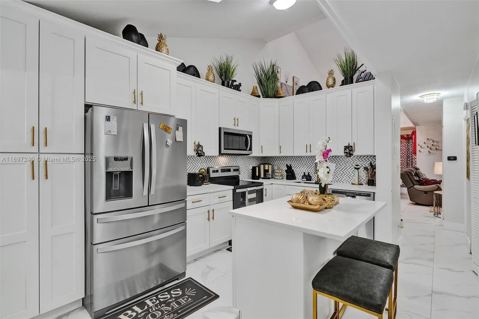 7780 NW 79th Ave # F6, Tamarac FL 33321