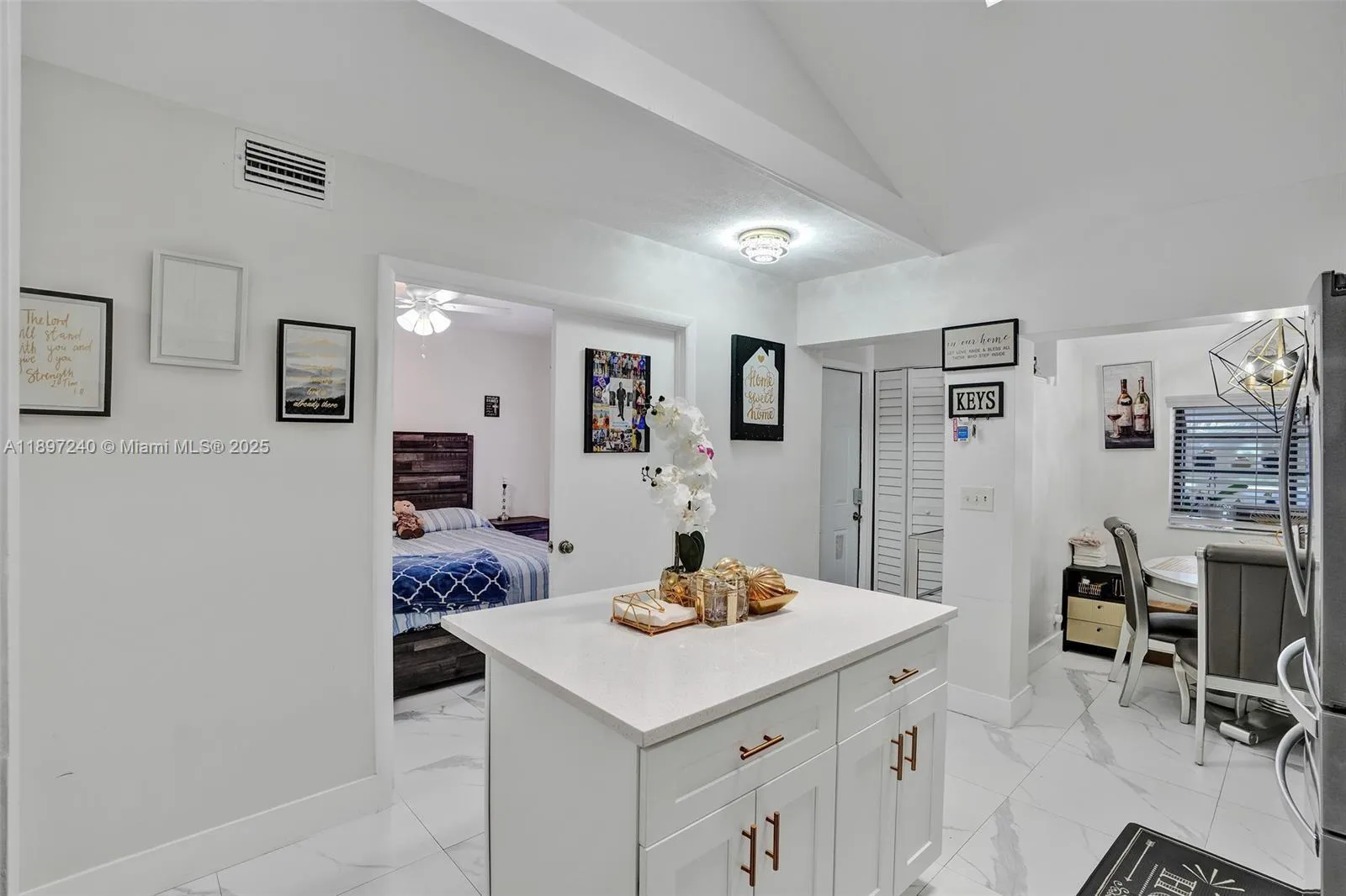 7780 NW 79th Ave # F6, Tamarac FL 33321