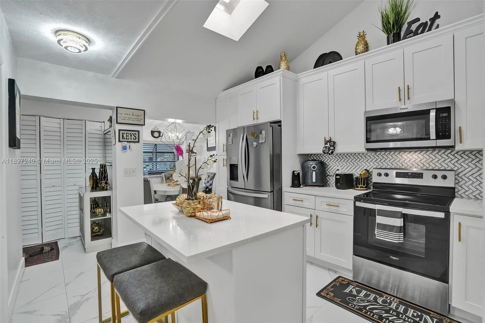 7780 NW 79th Ave # F6, Tamarac FL 33321