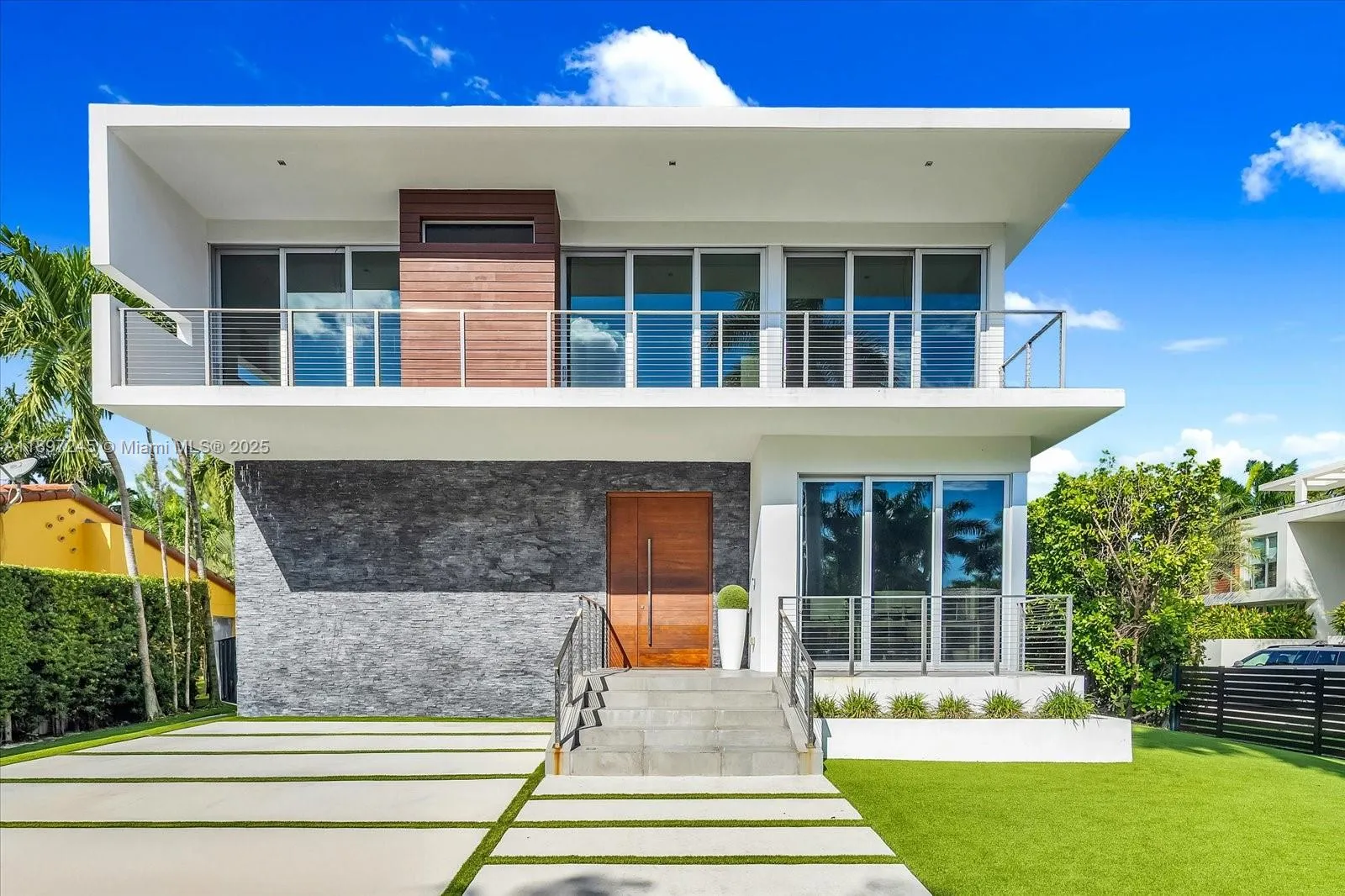 201 Palm Ave, Miami Beach FL 33139