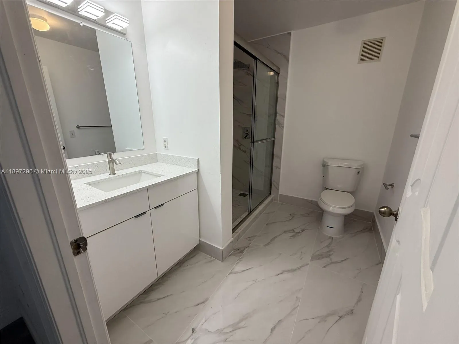 18942 NW 86th Ct # 4106, Hialeah FL 33015
