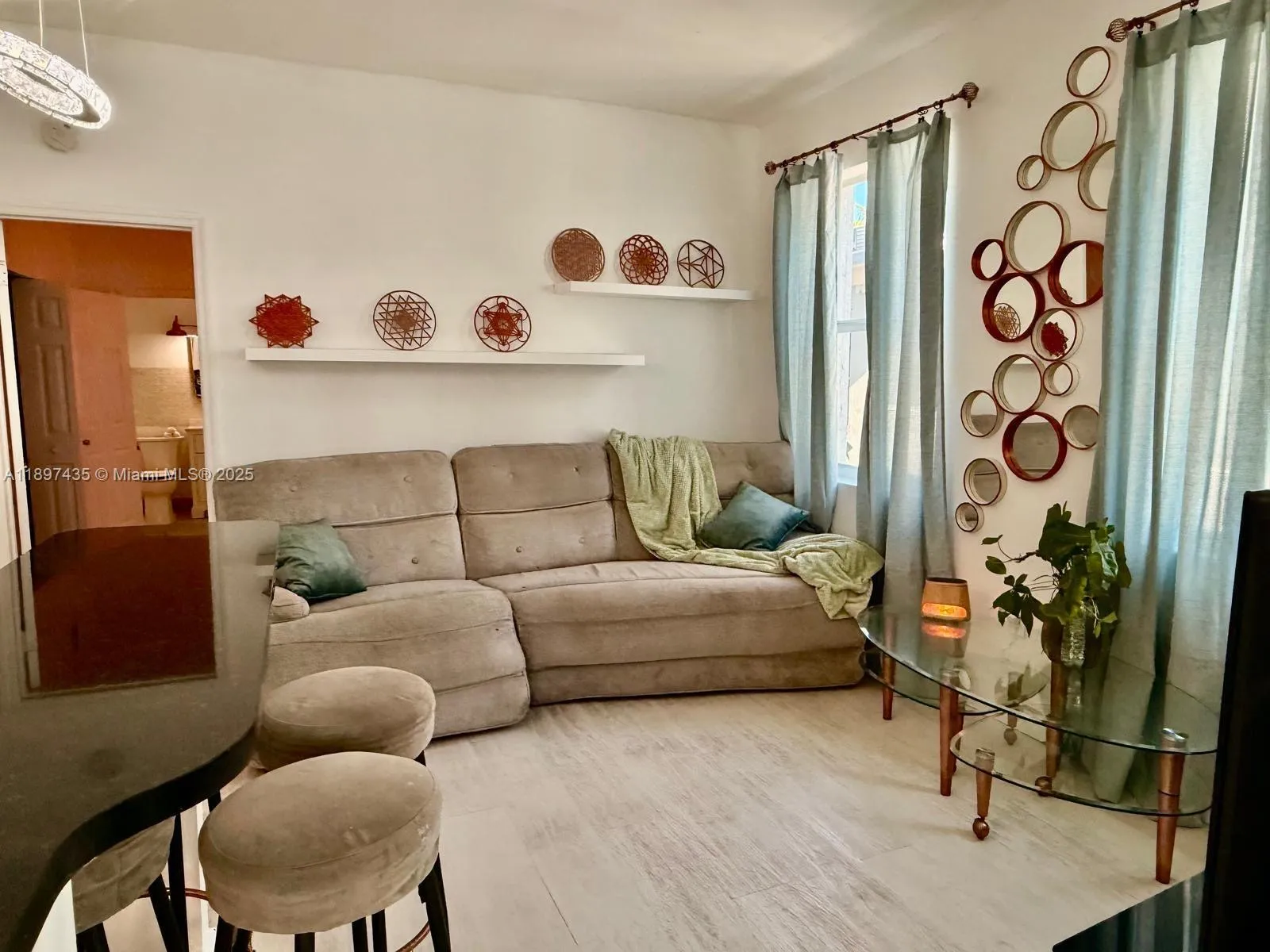 1342 Drexel Ave # 206, Miami Beach FL 33139