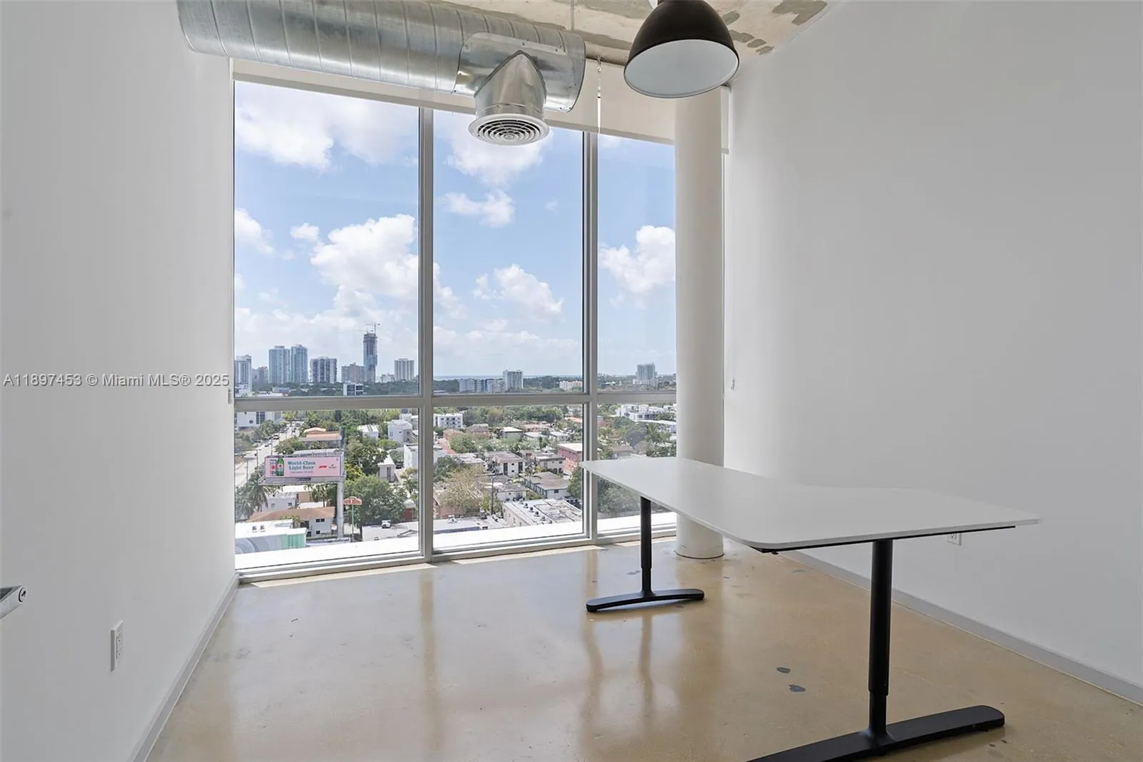 420 SW 7th St # 1204, Miami FL 33130