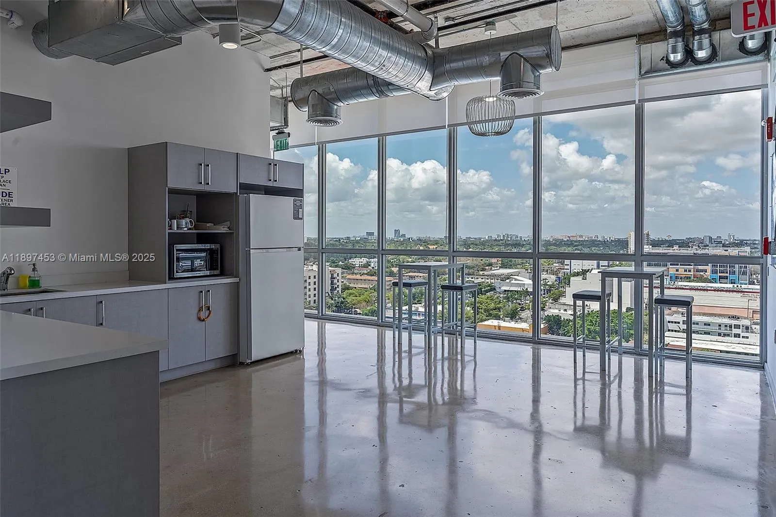 420 SW 7th St # 1204, Miami FL 33130