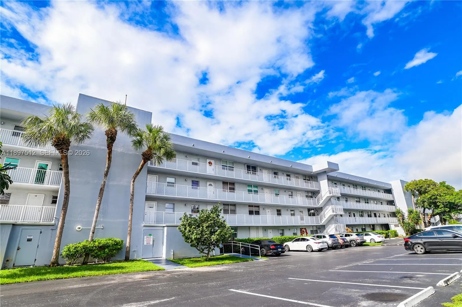 110 Royal Park Dr # 2H, Oakland Park FL 33309