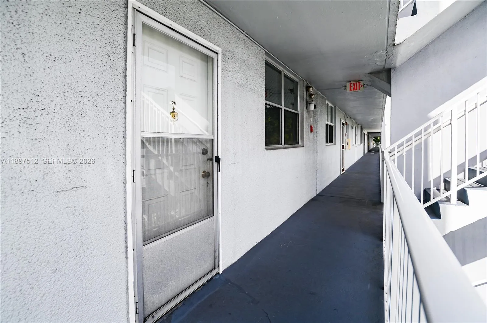 110 Royal Park Dr # 2H, Oakland Park FL 33309