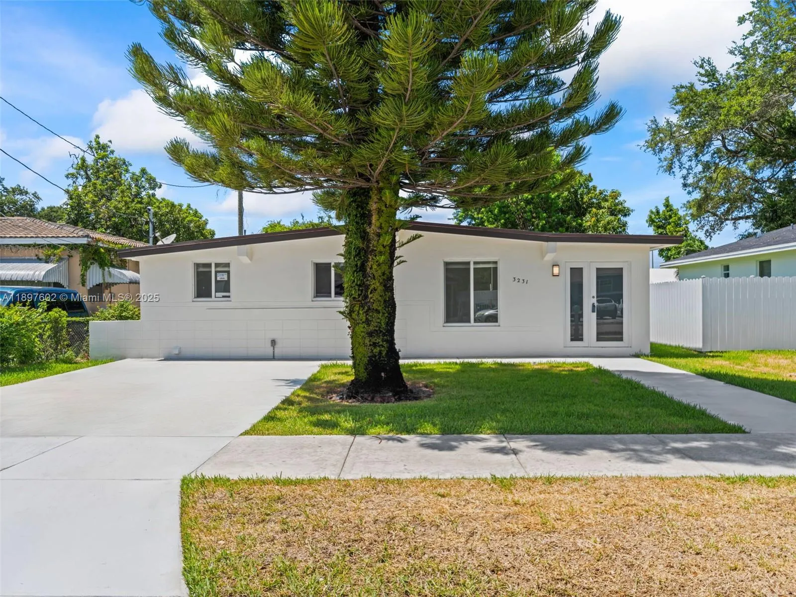 3231 NW 48th Ter, Miami FL 33142