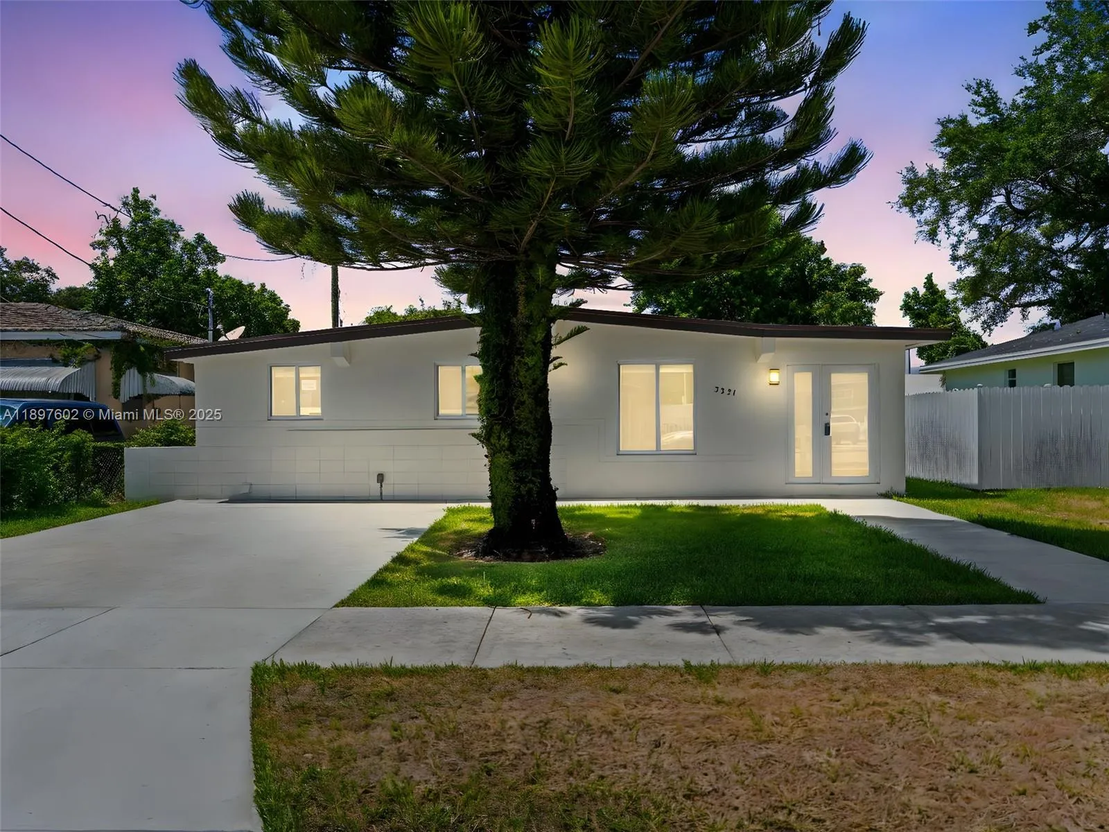 3231 NW 48th Ter, Miami FL 33142