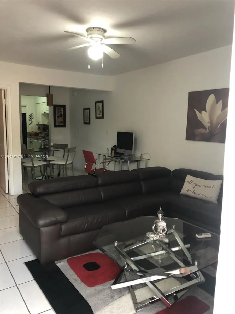 625 75th St, Miami Beach FL 33141