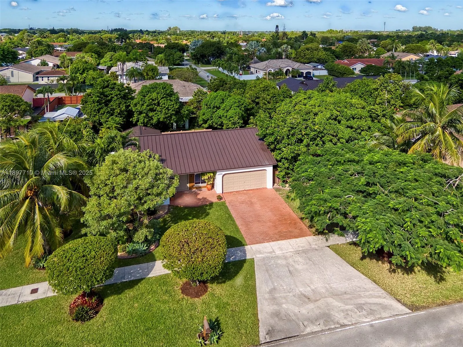 22000 SW 127th Ave, Miami FL 33170