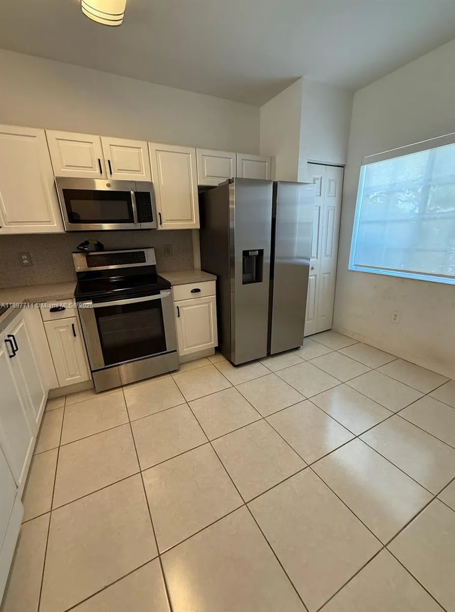 7802 Catalina Cir, Tamarac FL 33321