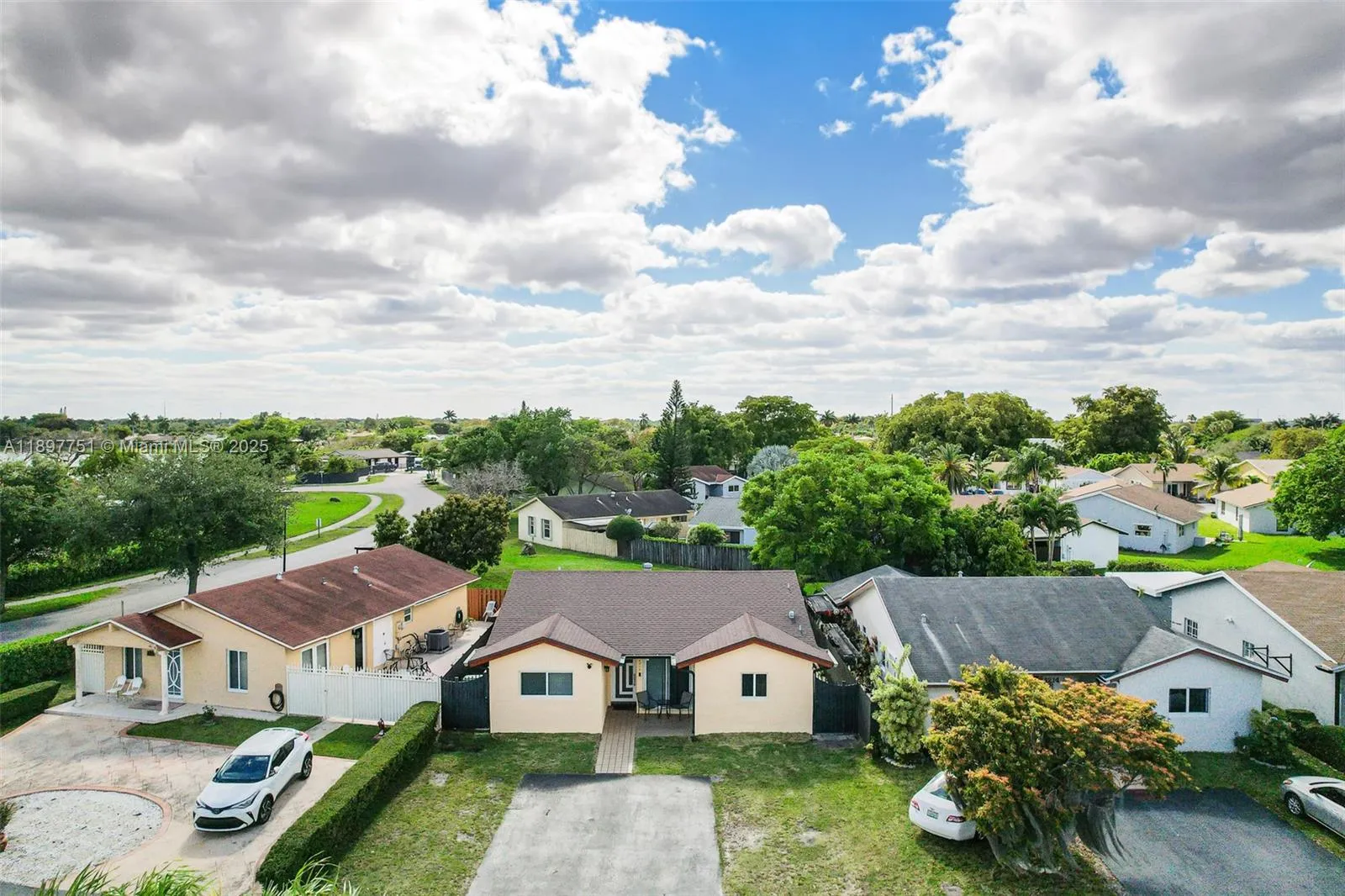 4216 SW 138th Ct, Miami FL 33175